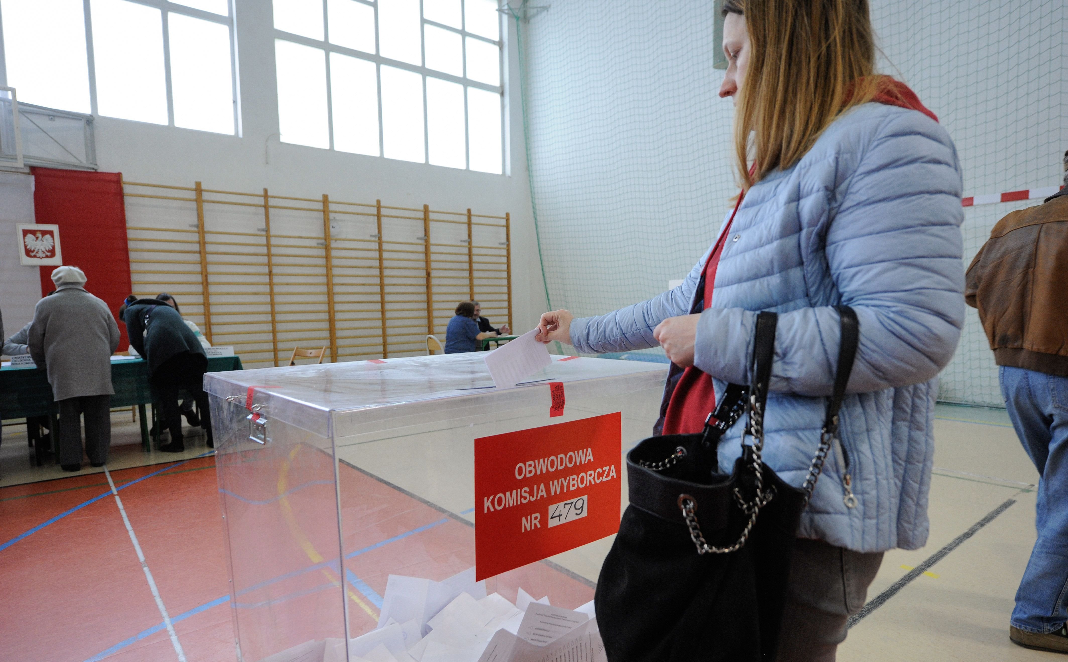 Pojawi się nowa kratka na kartach do głosowania? Takim pomysłem zajmie się Senat