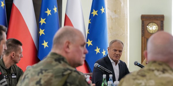 Donald Tusk: Poważne zdarzenie. Spadł pocisk
