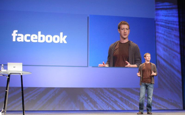 Dla Marka Zuckerberga bardziej niż głosy oburzenia zmartwił spadek liczby owiedzających Facebooka ko