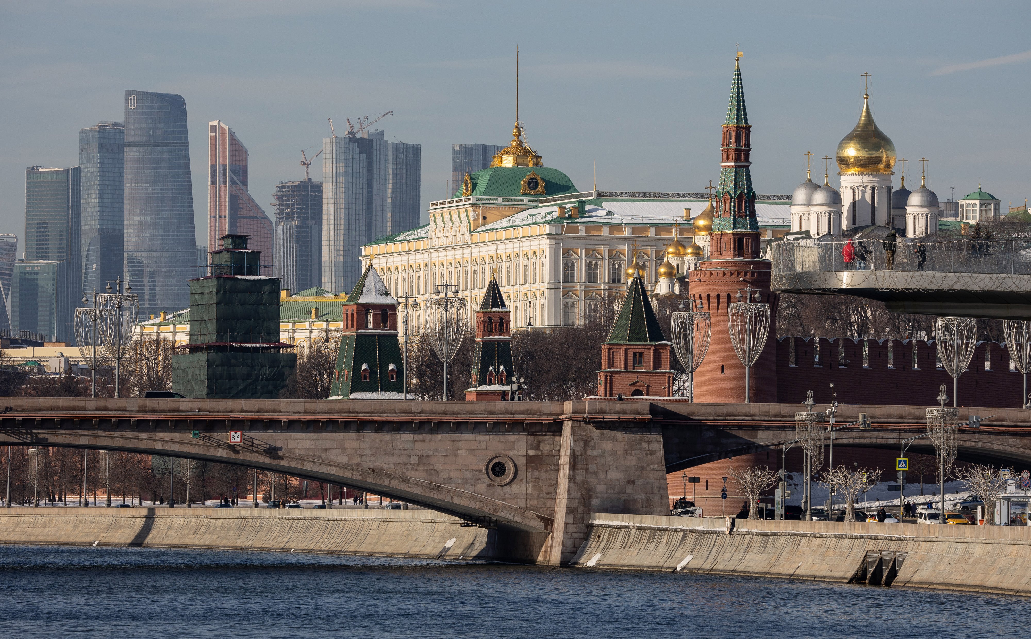 Corruption is flourishing in Russia. Putin's war is fattening it