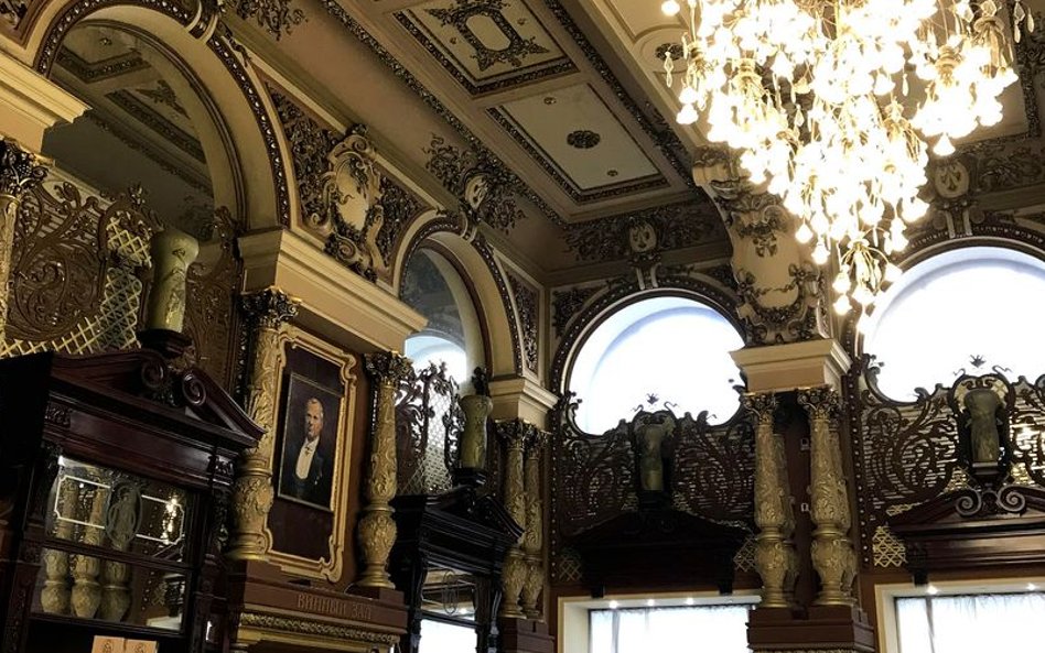 Delikatesy Jelisiejewskie - znajdujące się przy ul Twerskiej