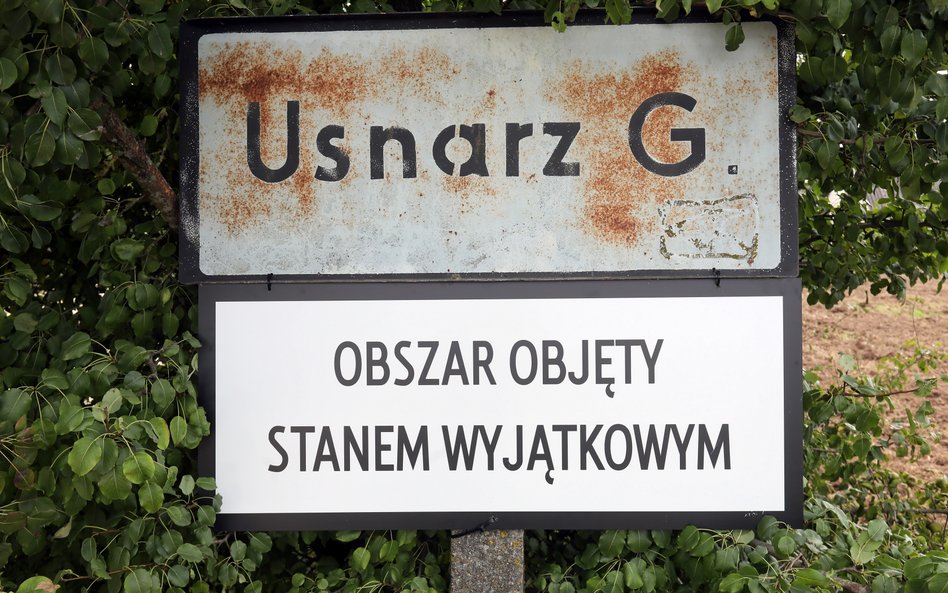 Sondaż: Większość dobrze ocenia działania rządu na granicy z Białorusią