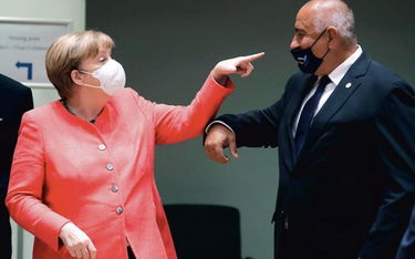 Maseczka ma zasłaniać nos – przypomniała Angela Merkel premierowi Bułgarii Bojko Borisowowi