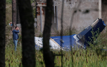 Szczątki samolotu, który rozbił się w obwodzie twerskim. Na pokładzie był m.in. Jewgienij Prigożyn.