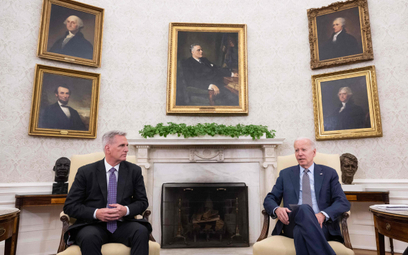 Prezydent USA Joe Biden i republikański przewodniczący Izby Reprezentantów Kevin McCarthy osiągnęli 