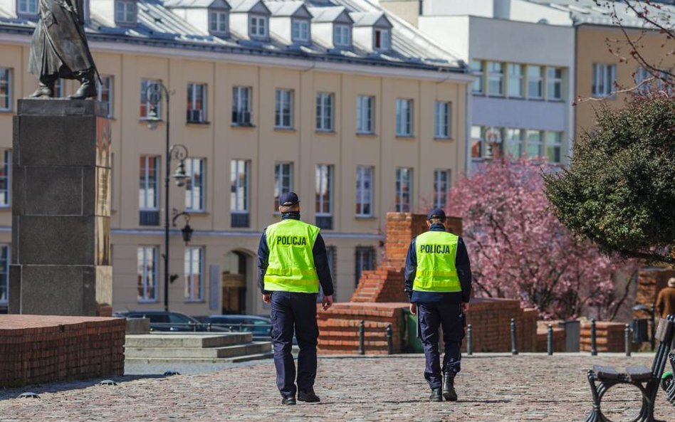 Prokuratorskie zarzuty za manko w mazowieckiej policji