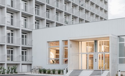 Hotel powstał w latach 60.