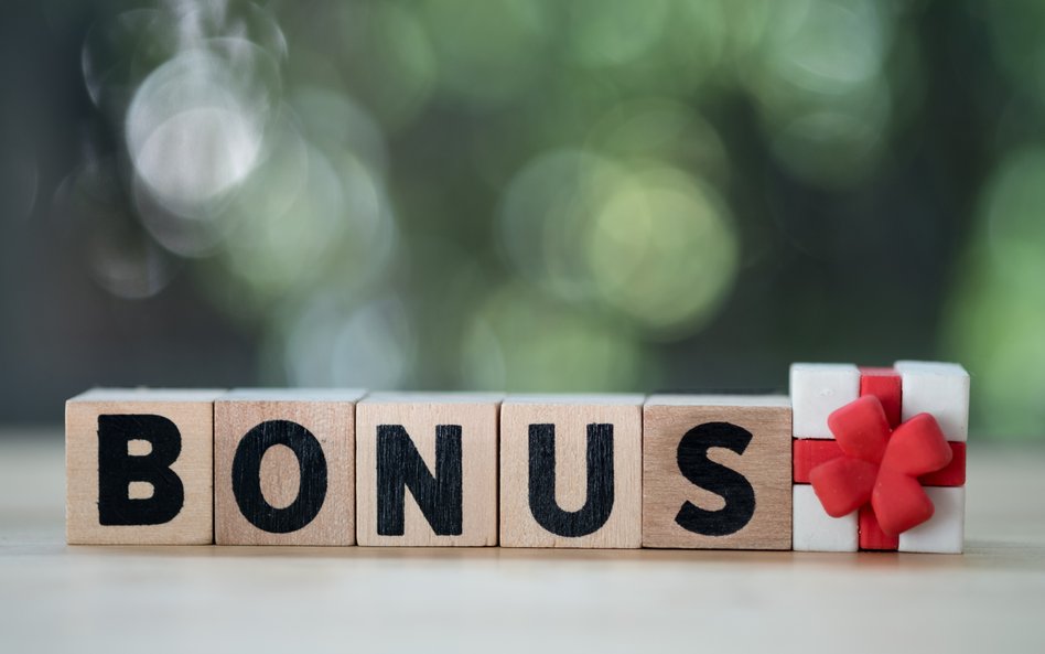 Oferta bonusów dla akcjonariuszy nadal uboga