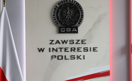 Prokuratorzy i agenci ABW weszli do siedziby CBA. "Aresztowano" system Pegasus