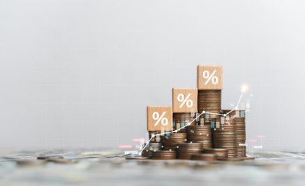 MF proponuje stawkę CIT od banków na poziomie 30 proc. w 2026, 26 proc. w 2027 i 23 proc. od 2028 r.
