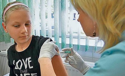 Trzy wkłucia wystarczą, by zapobiec atakowi wirusa HPV