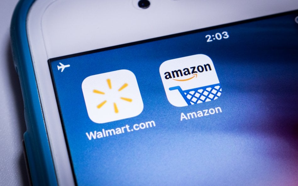 Amazon goni Walmart przychodami, bije go w e-commerce