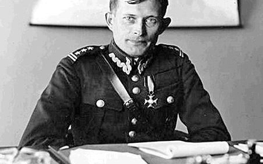 Decyzję o poddaniu Lwowa Sowietom podjął gen. Władysław Langner. Na zdjęciu w 1932 r., jeszcze w sto