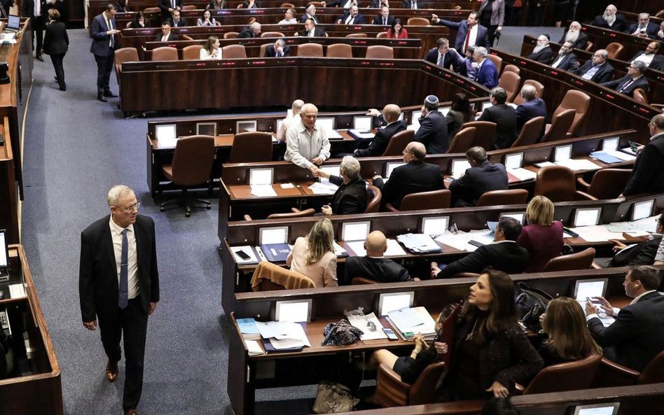 Izrael: Kneset się rozwiązał. Będą trzecie wybory w ciągu roku