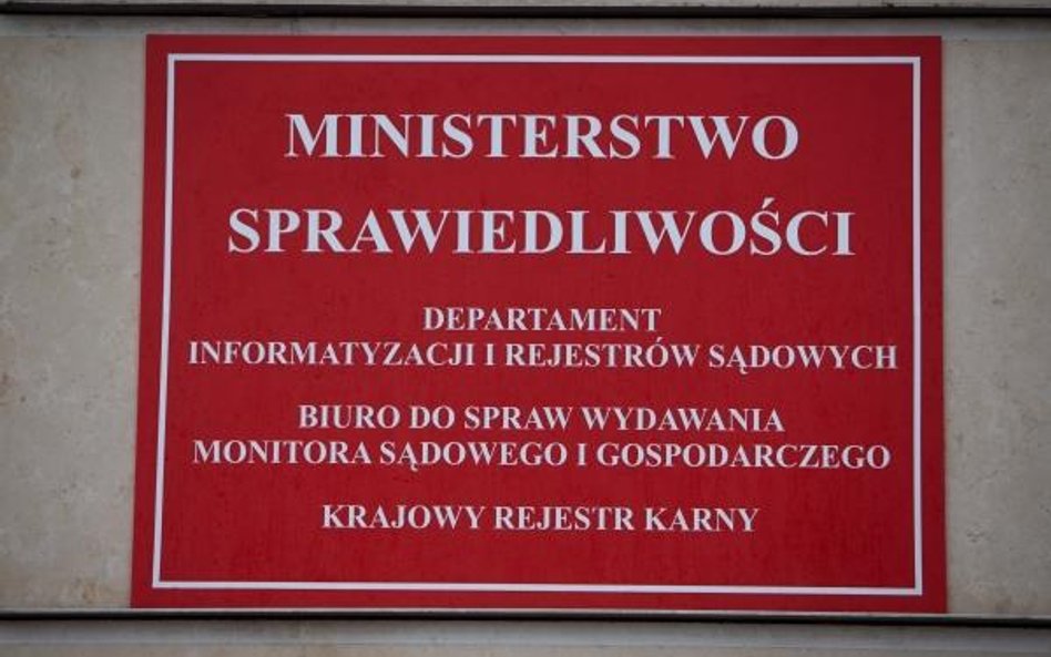Minister sprawiedliwości i prokurator generalny: razem czy osobno