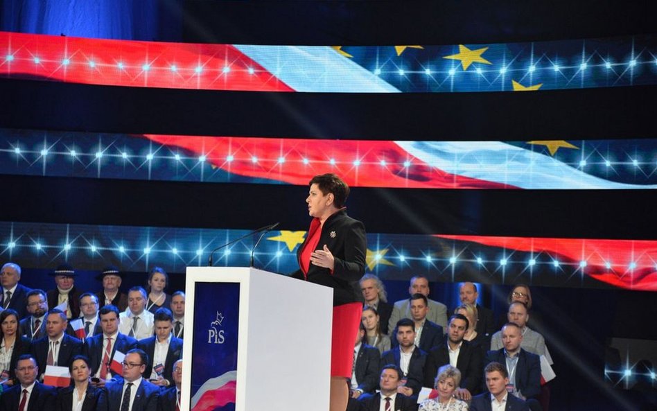 Szydło: Popatrz, Europo, jak można pięknie żyć