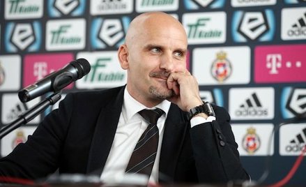 Prezes poległ na wojnie z kibicami