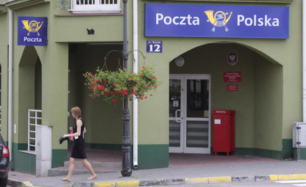 Poczta nie odpowiada za złamaną nogę klientki