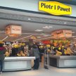 Biedronka kupuje pierwsze sklepy Piotr i Paweł