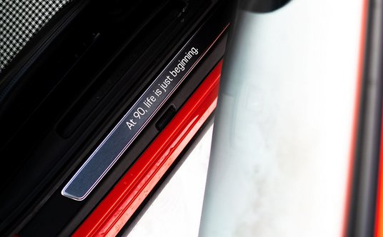 W Porsche 911 Dakar RED58 Special