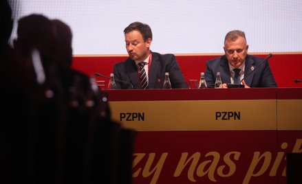Prezes Polskiego Związku Piłki Nożnej Cezary Kulesza (P) i Sekretarz Generalny Łukasz Wachowski (L),