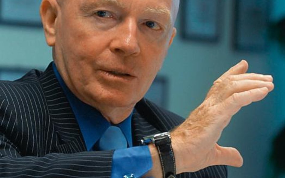 Mark Mobius spodziewa się umiarkowanej hossy na rynku surowców i wierzy w siłę rynków wschodzących.