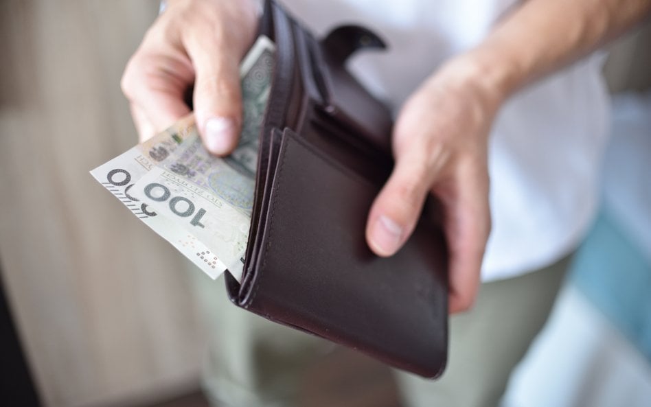 Kończą się wypłaty 13. emerytury. Wkrótce przelewy trafią do kolejnych seniorów