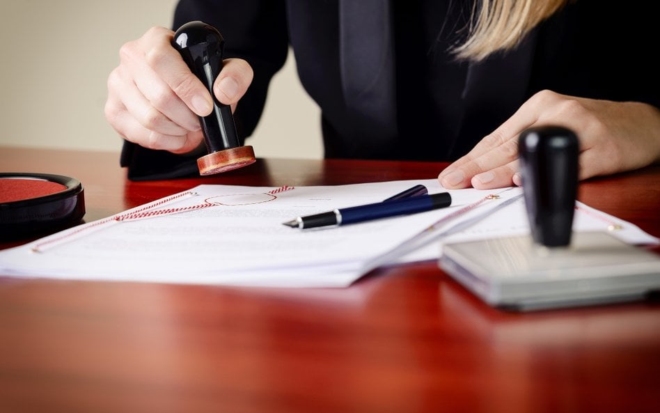 Od 17 marca formalności związane z dziedziczeniem nieruchomości można załatwić także u notariusza