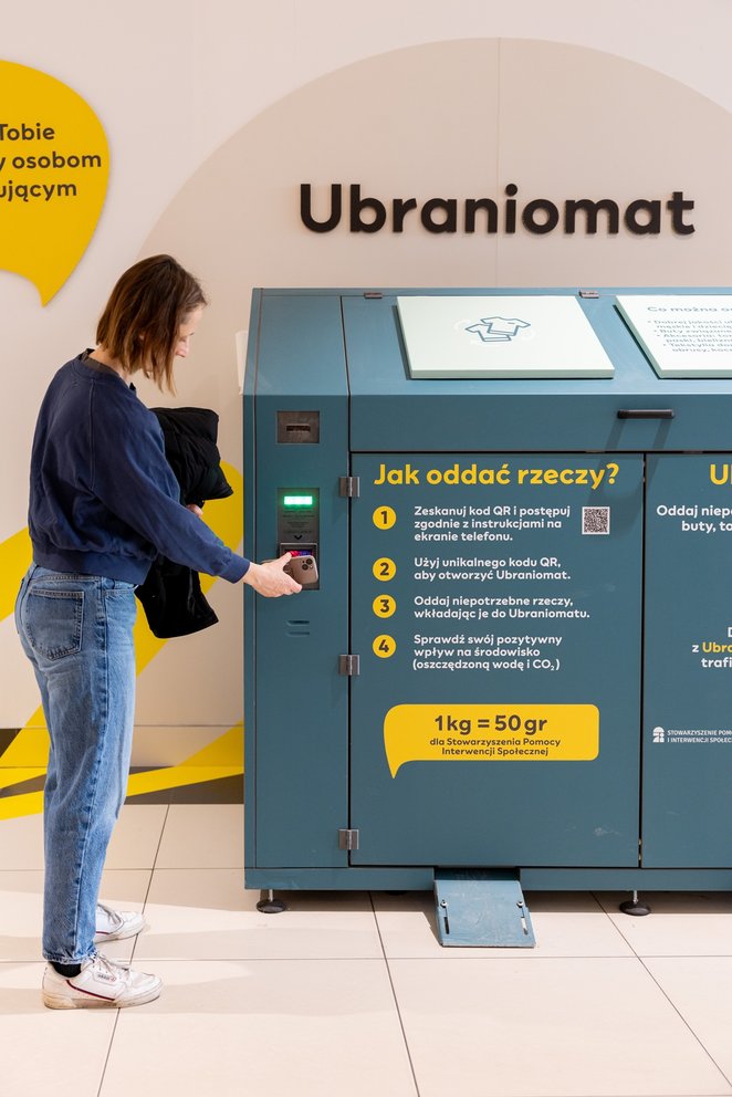 Obsługa ubraniomatu jest prosta a każdy ma wypisaną czytelną i zrozumiałą instrukcję