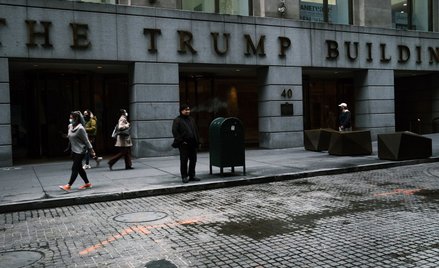 Wall Street wskazuje na przegraną Trumpa