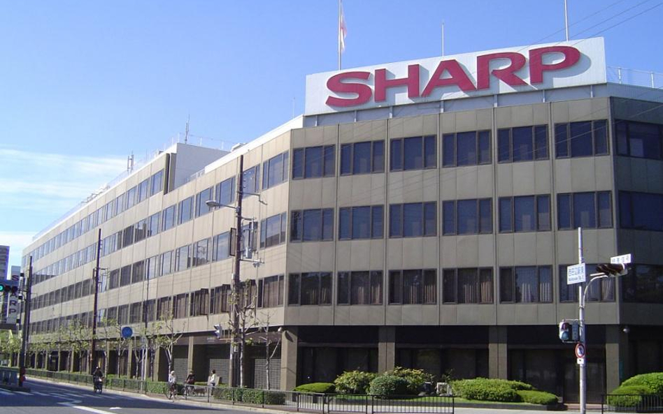 Cena za Sharpa w dół, przejęcie zawieszone?