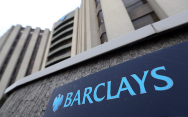 Barclays oszczędza i zwalnia