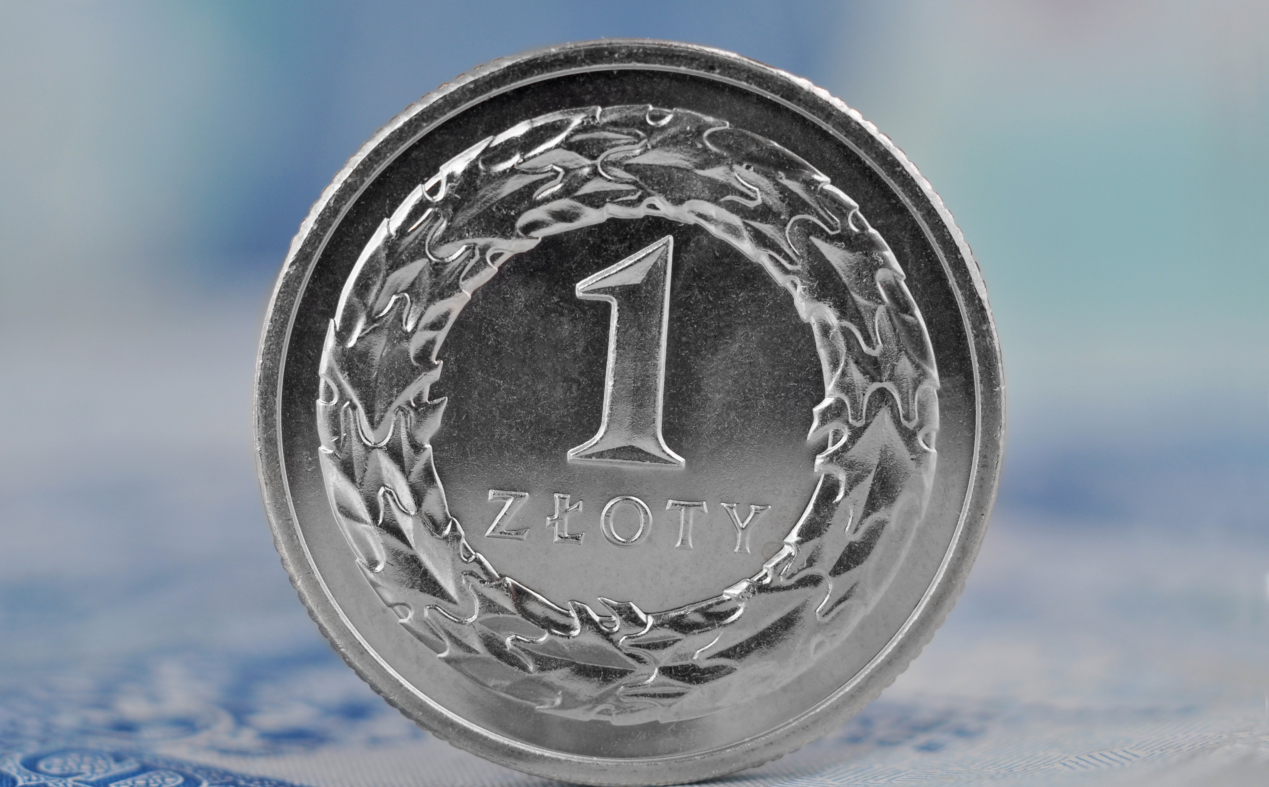 Złoty na długim weekendzie