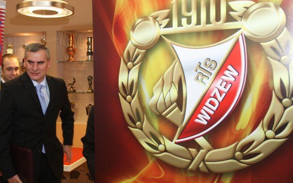 Paweł Janas - trener Widzewa.