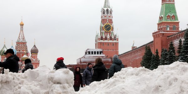 Armagedon na lotniskach Moskwy. Ponad 300 lotów odwołanych i opóźnionych