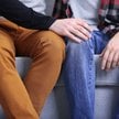Konfederacja chce zakazu adopcji dla par jednopłciowych