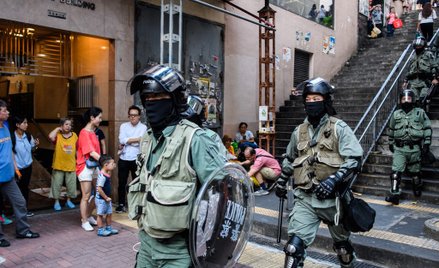 Protesty w Hongkongu. Policja użyła gazu łzawiącego