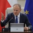 Premier Donald Tusk na nadzwyczajnym posiedzeniu rządu w siedzibie KPRM w Warszawie