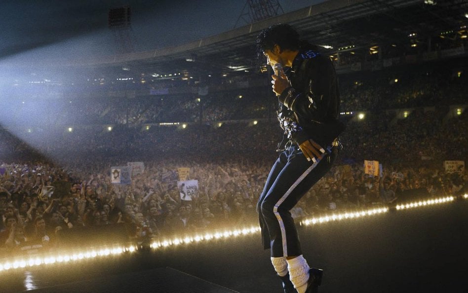 „Michael” o Jacksonie bije rekordy pomimo kontrowersji