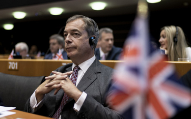 Nigel Farage: Wolałbym opóźnić brexit niż popierać to porozumienie