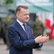 Mariusz Błaszczak (na zdjęciu) liczy, że zmieniając jednym ruchem etaty cywilne na wojskowe, szybcie