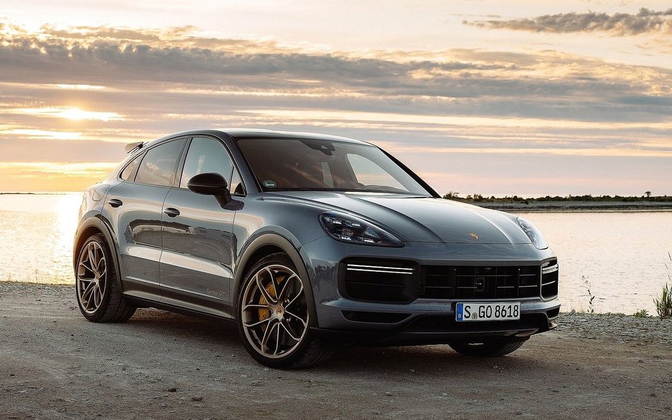 20 lat Porsche Cayenne: Od koła ratunkowego do kasowego hitu