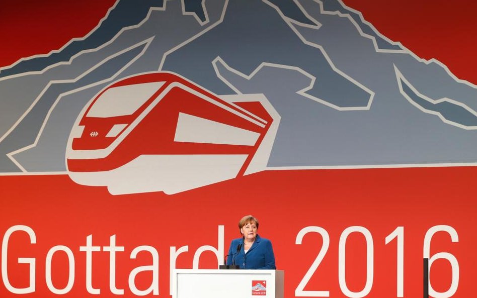 Nauroczystości obecna była też kanclerz Niemiec Angela Merkel