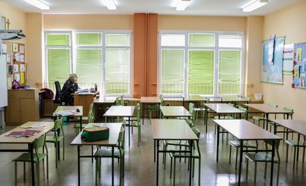 Czy szkoły powinny pozostać otwarte?