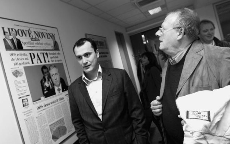 Adam Michnik i Dalibor Balszinek, redaktor naczelny „Lidovych Novin”, Praga, 11.11.2009 r. (Fot. Tom