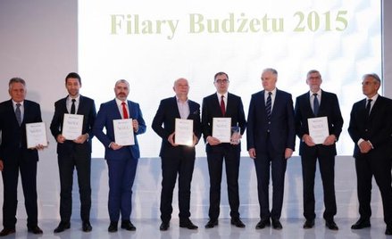 Nagrodzeni i wyróżnieni w kategorii Filary Budżetu (od lewej): Piotr Woźniak, prezes PGNiG, Paweł Sa