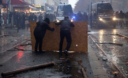 W ostatnich tygodniach zamieszki miały miejsce m.in. we Francji