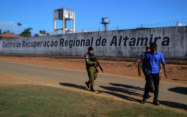 Brazylia: Krwawe zamieszki w więzieniu. 16 osób pozbawionych głów