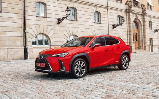 Lexus UX