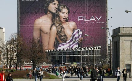 Operatorzy sieci komórkowych ciągle wykorzystują klientów